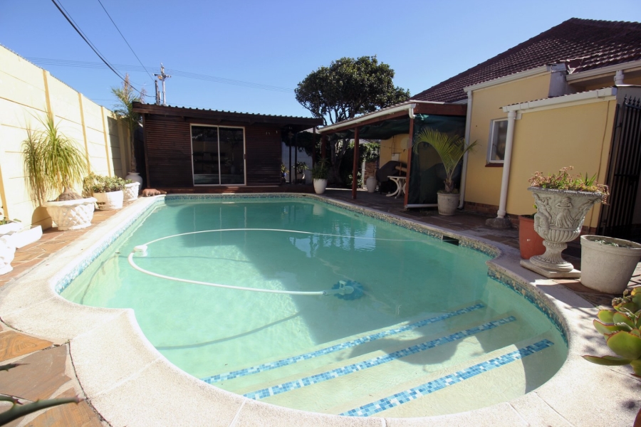 3 Bedroom Property for Sale in Plumstead Western Cape